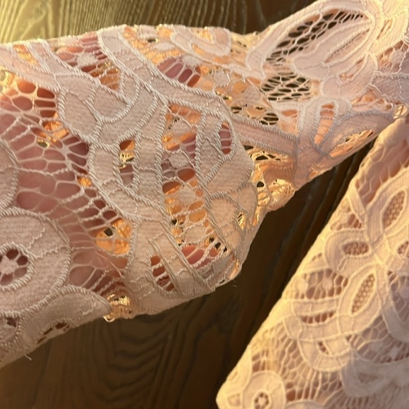 Express peach crocheted long sleeve top. Size Medium. NWT. - Picture 4 of 13